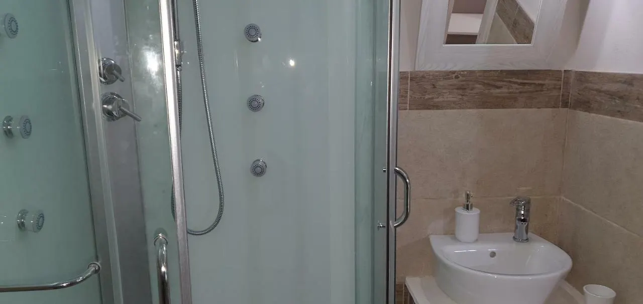 Guesthouse Luisella Cagliari 2*,