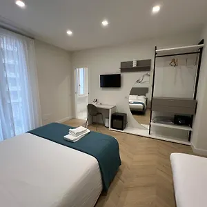 Vittoria's Luxury Guest house Rome